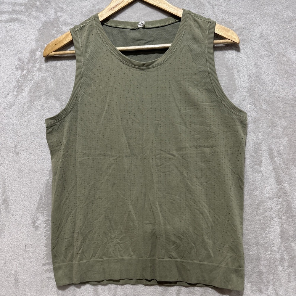 Athleta Momentum Seamless Perforated Tank M Olive Green Yoga Gym S657685-01